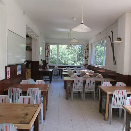 بيت شباب Hi شاروس